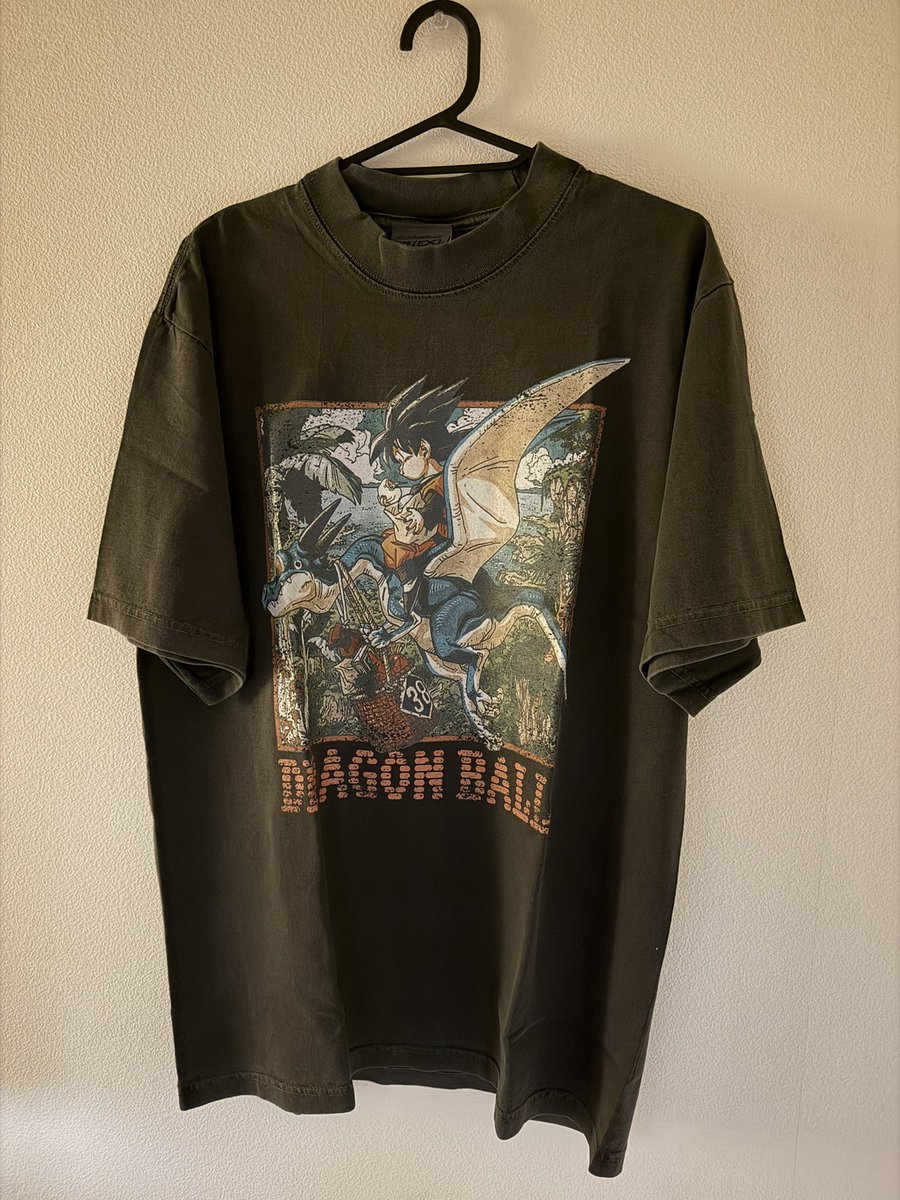 Otake_92's tweet photo. 38巻の悟天Tシャツ良き https://t.co/aOkVDnd3kj