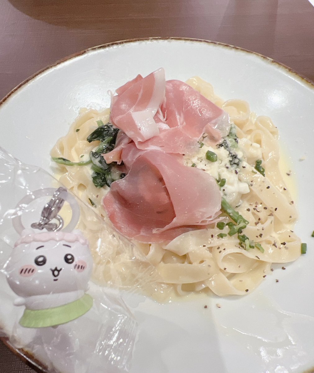 おゆ tweet media
