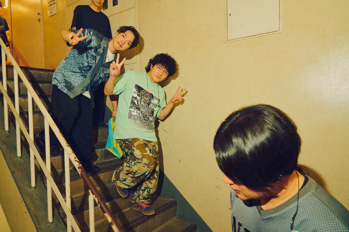 Toriashi_VYT's tweet photo. 新宿ロフトFCワンマンありがとうございました！

7年ぶりにして初ワンマン。
過去にたくさん悔しい想いをしたロフトのステージで、今みんなと最高の夜を過ごせたことがすごく嬉しかった。

全てのOKKAKEに感謝！

改めて新宿LOFT50周年おめでとうございます🎉

photo by 酒井ダイスケ @imdaisukesakai https://t.co/eOxRqGJHrf