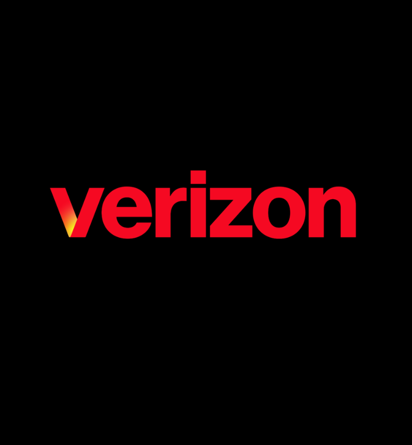 StockSavvyShay's tweet photo. $GOOGL and $VZ sign a deal worth more than $1B to provide dark-fiber connectivity for Google’s data centers.

Verizon says additional AI infrastructure deals expected by year-end could generate several billion dollars in revenue over the next few years. https://t.co/o6etpIfMQH