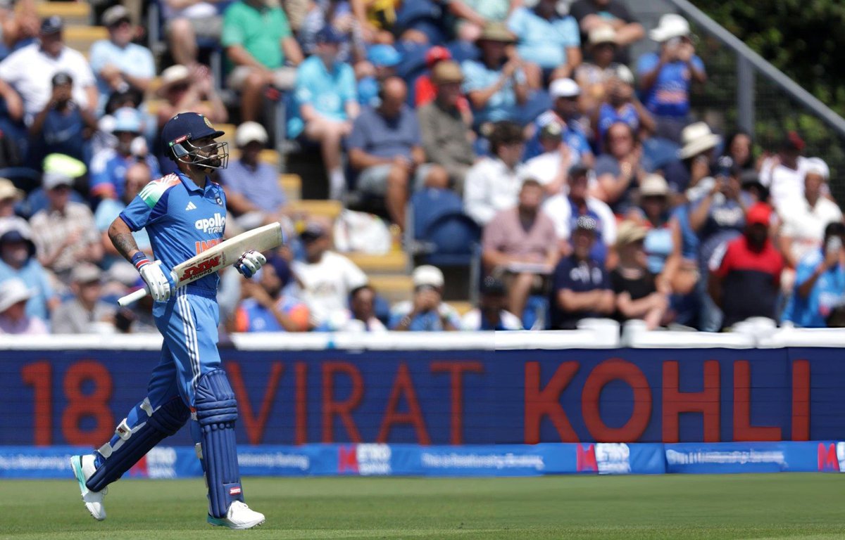 ImTanujSingh's tweet photo. VIRAT KOHLI IN ODI CRICKET:

- Most runs in 2010s Decade
- 2nd Most Runs in 2020s Decade.
- Most Runs since 2010s Decade.

King Kohli competing with his mates in previous decade &amp; now competing with youngsters in this decade - THE GREATEST EVER.🐐 https://t.co/U9e208lvok