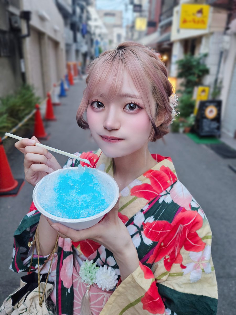 hinata_spv's tweet photo. 半分こしよ！ https://t.co/ktJ0YktgNB