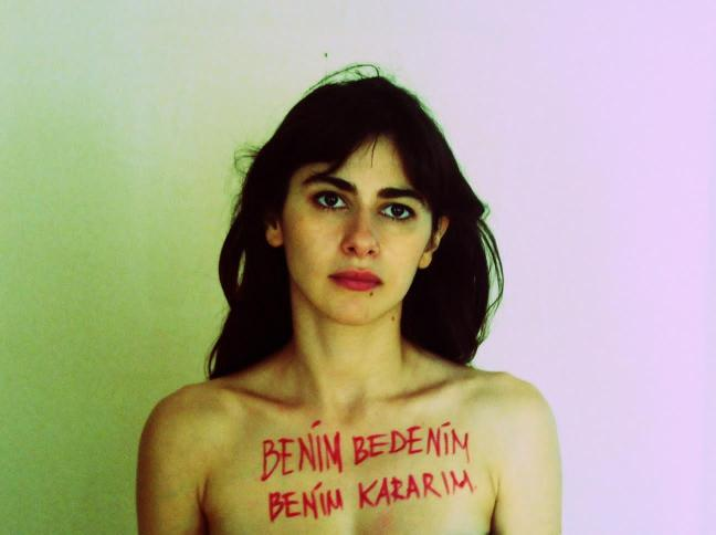 Nesrin Cavadzade Charts tweet media
