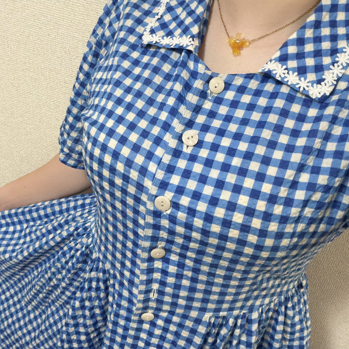 myakorin's tweet photo. 今週のみゃこぴだよ🤗💕
Beletteさん@belette_haruna のクリンクルチェックドレスを着ました💙
暑すぎてコーデもクソもないワンピ着ただけになるから、他撮りしてもらわないと使い回しの写真みたいになるね🥲笑
#belette_code https://t.co/45tZqpwVmt