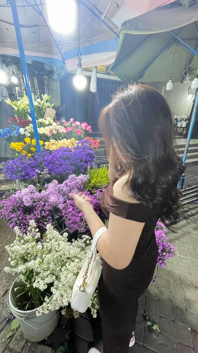 mzessup's tweet photo. https://t.co/KFgFTDRDGh
https://t.co/kwuXjxBgzP https://t.co/3y7e63xzsB