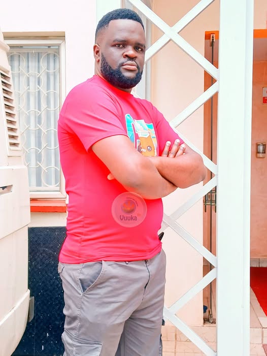 VuukaFM's tweet photo. #Garahakumiyinzi #UmwoyoGwuMurogori 4-8 PM
#MembersDay Edition @DennisKamariki Lastborn https://t.co/kgkgzqMjqU