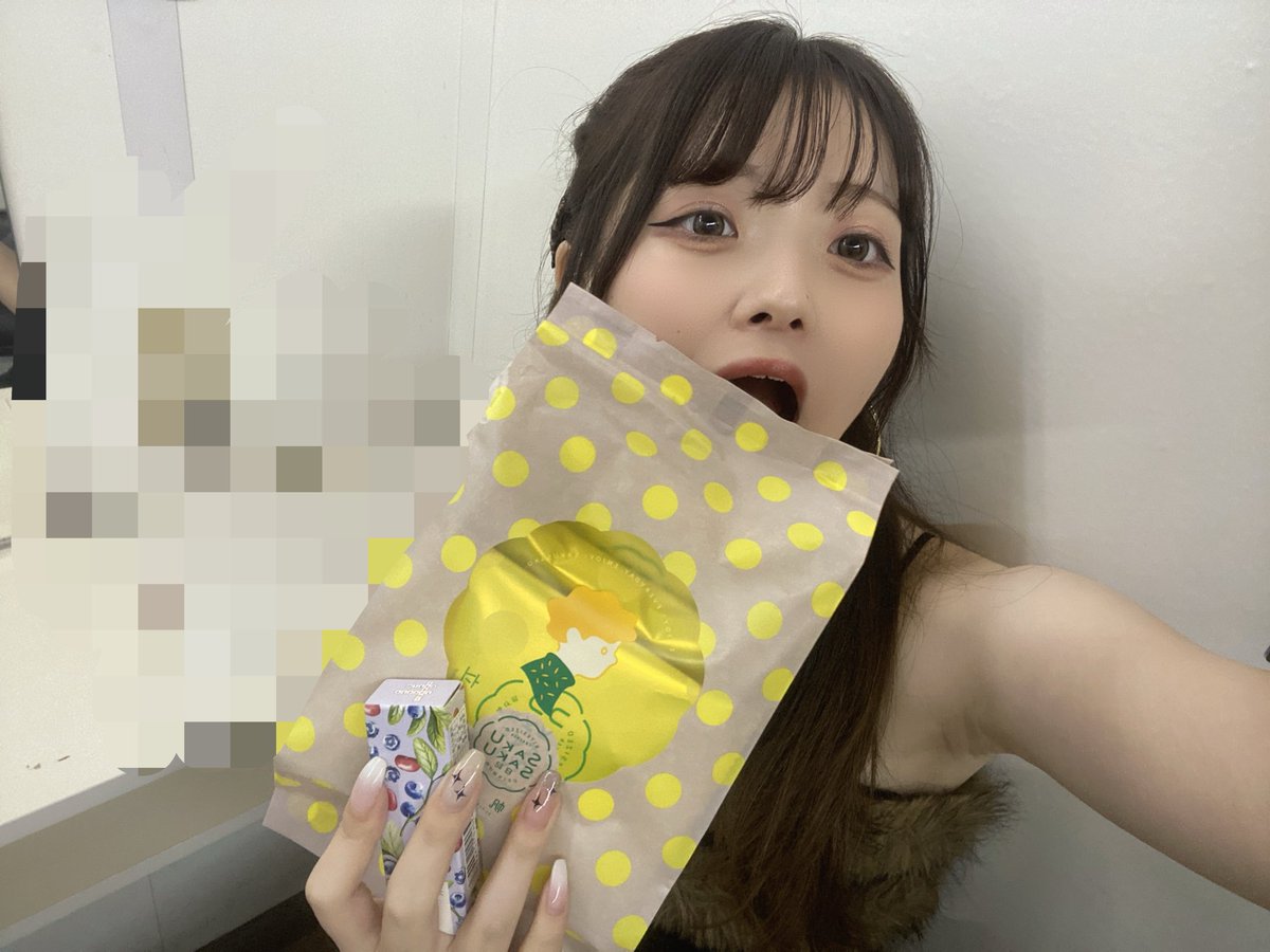 hasumi_info's tweet photo. 2026.07.24⋆˙⟡

AKIBA Mash-UP‼️
雷雨でみんな来れるか心配だったけど吹き飛んでハッピー😆

今日はうゆみるくが喉❌のためもあなと二人で歌がんばりました！うゆのダンスもいつもよりたくさん歌う2人も全部良かったよねぇ〜

プレゼントもありがとうっっ
#TBM_now #ゆにきゃん https://t.co/Heit8v3rlq