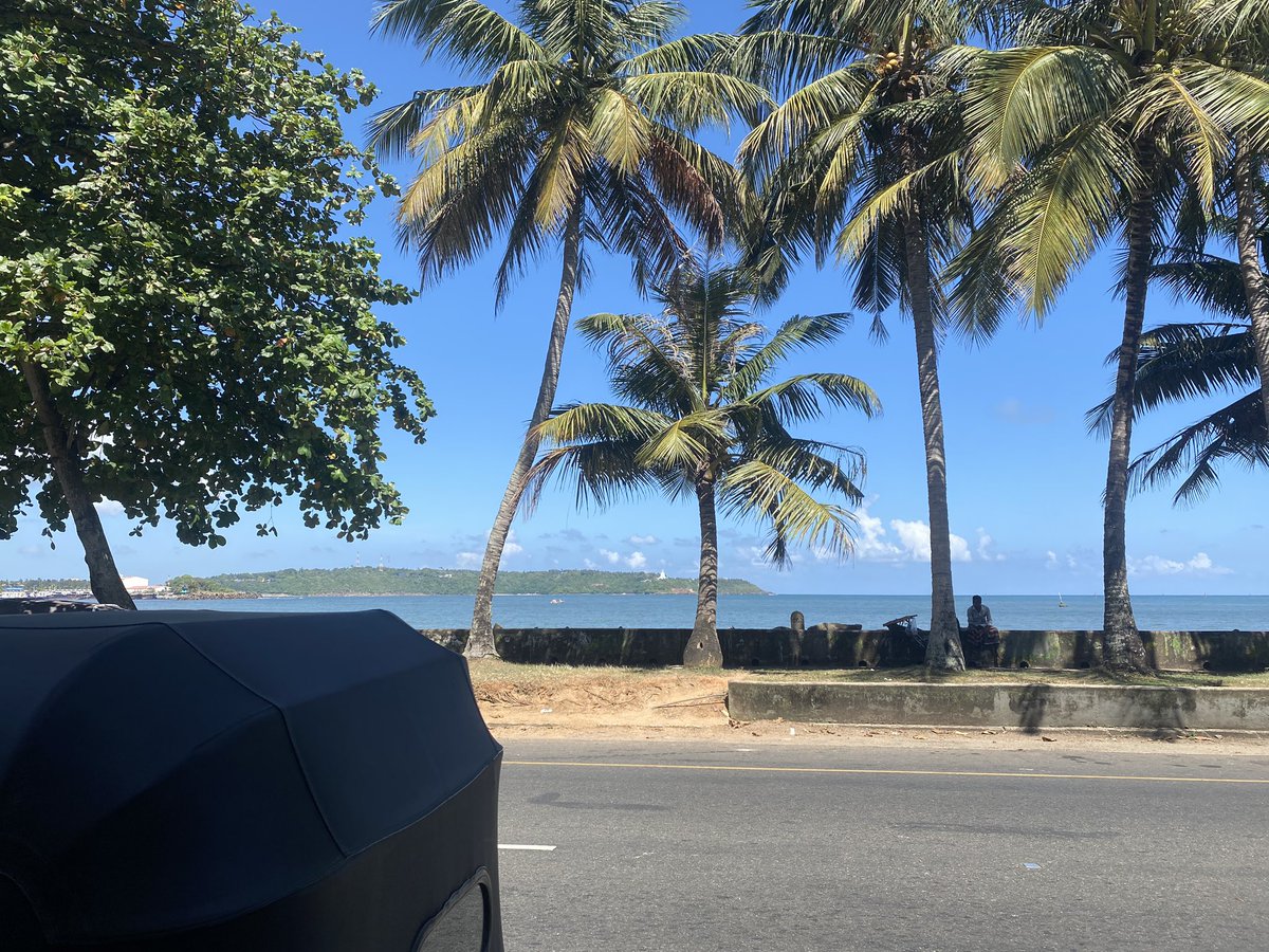 felixdeutch's tweet photo. @txtkarir Seminggu disini kemarin
Tempat yang bagus buat usaha https://t.co/ityO5vsl1s