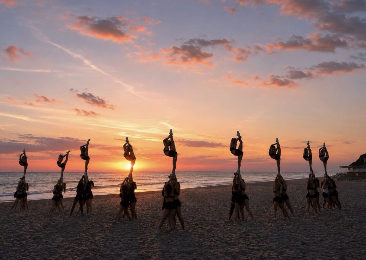 smoedallday's tweet photo. LFGLOWWWWWW 💖💖🌅 https://t.co/JyLRtJxEDC
