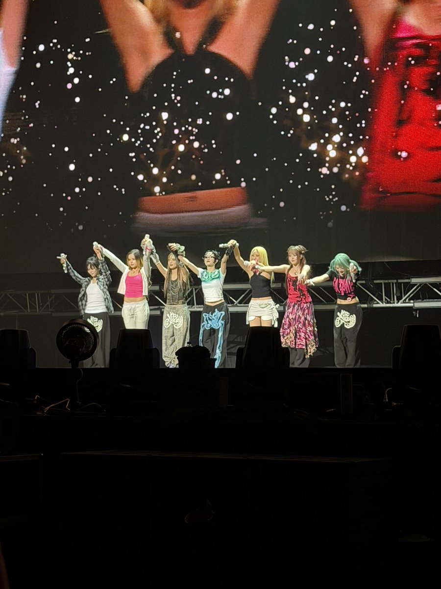 greggybuys's tweet photo. had the time of my life seeing xg again! ily @XGOfficial_ 

#XG
#XG_WorldTour_THECORE https://t.co/RNBGpWFktm
