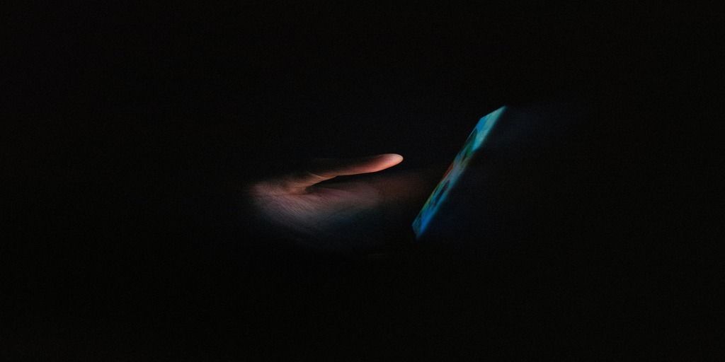 innerwork_'s tweet photo. Your phone isn't the problem.

Your brain is.

The phone is just the thing your brain learned to run to when reality got hard.

Most men never figure this out. https://t.co/tigRfJevDn