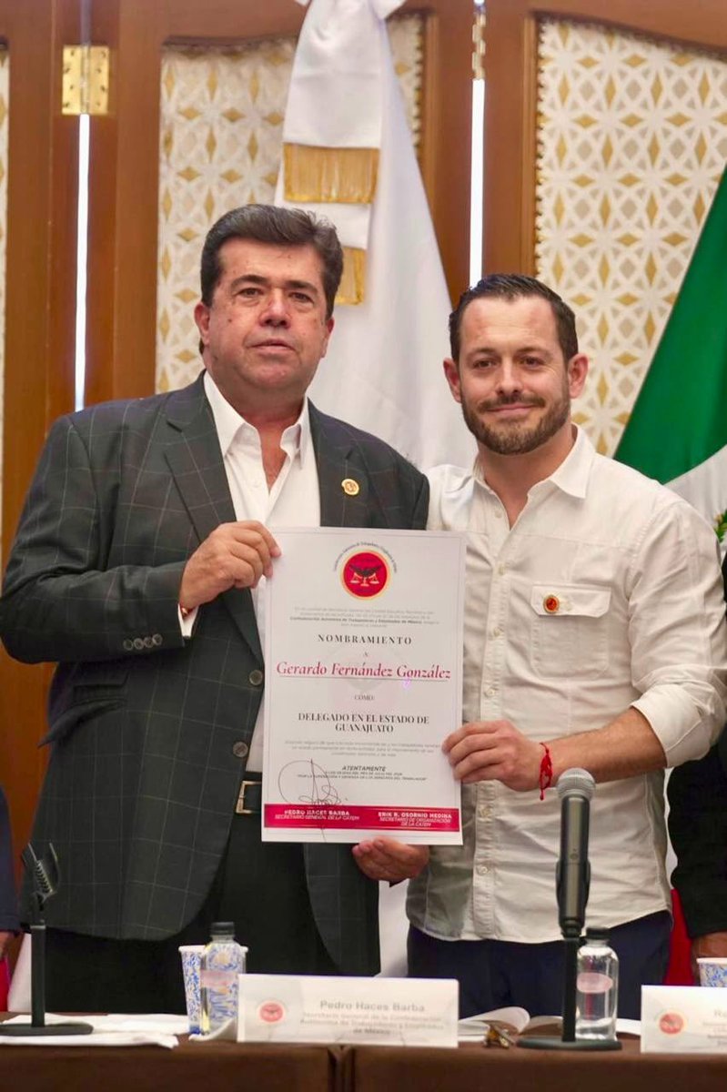 CATEMGTO1's tweet photo. CATEM Guanajuato se consolida como la opción de sindicalismo moderno y democrático, con el nombramiento de @gerardofdzmx como Delegado Estatal por nuestro líder nacional @PedrohacesO. Defenderemos a las y los trabajadores de Guanajuato con fuerza y corazón https://t.co/mwfgowH6cC