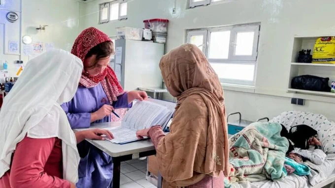 نهاد های حامی زنان افغان با خطر تعطیلی مواجه اند