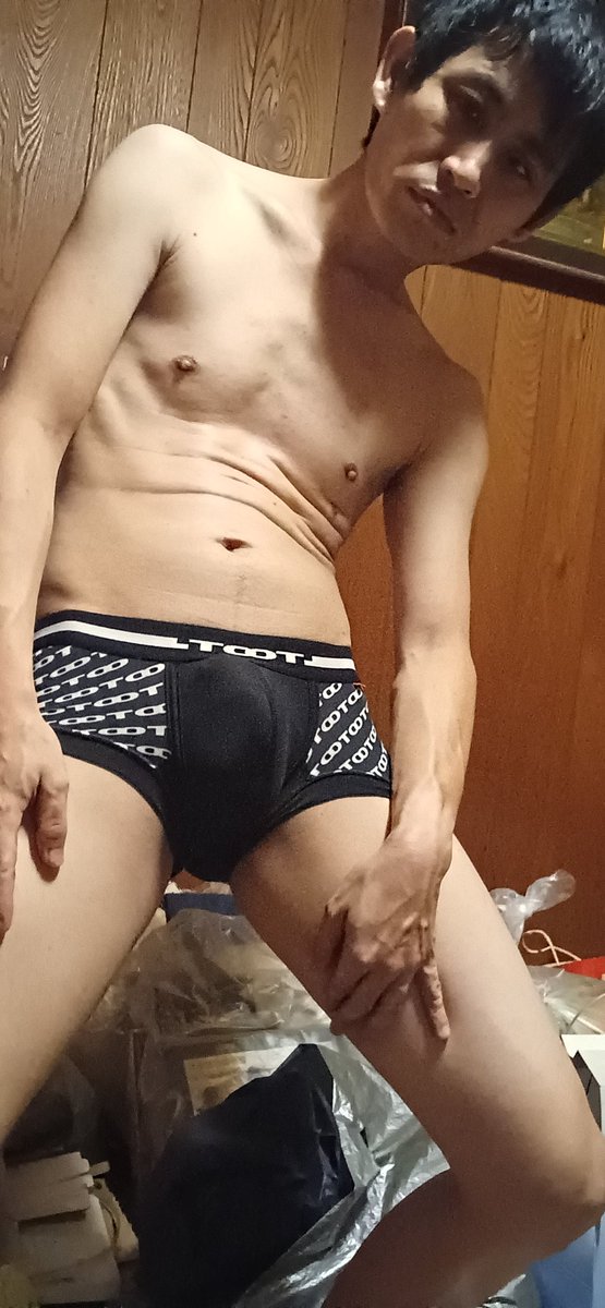 doemugeySHINGO's tweet photo. 本日のサービスショット😍😍😍
男のボクサーパンツもっこりは至高(;ﾟ∀ﾟ)=3
#ゲイ https://t.co/yMO228XEyX