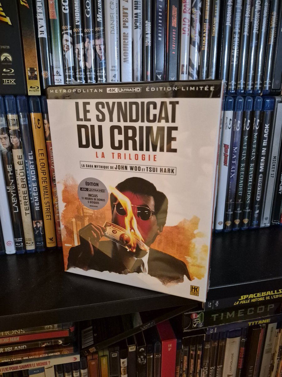 SealerComics's tweet photo. On continue la collection des films de John Woo et j'ai de quoi mangé avec ça ! https://t.co/dYPjk86ASn