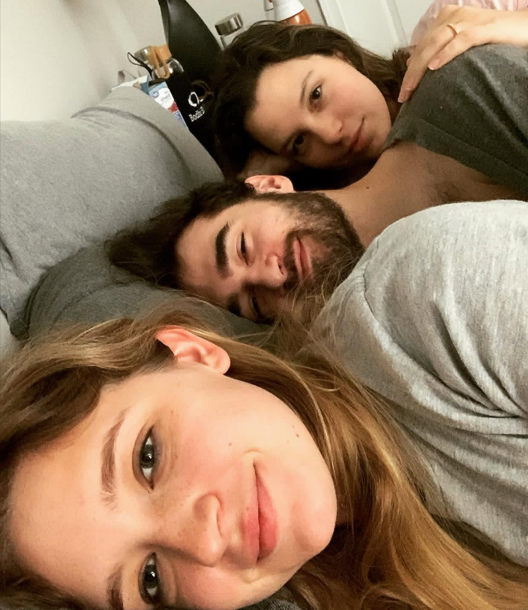 BiThreesomeClub's tweet photo. A third isn't someone who completes a couple.
They're someone who creates a new connection with both people. β€οΈ
#ThroupleGoals #ThroupleLife #ENMCommunity https://t.co/ucyjQmXxb7