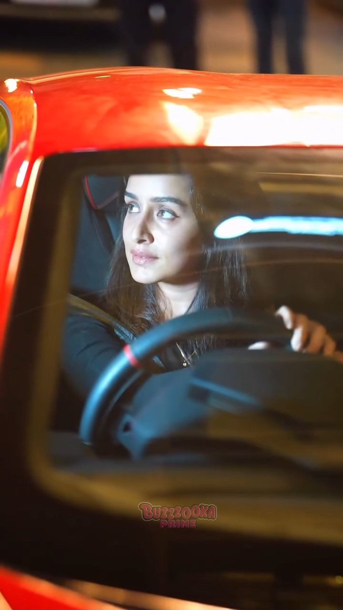 ShraddhaKapoorU's tweet photo. #ShraddhaKapoor https://t.co/qdoOJrDzvC
