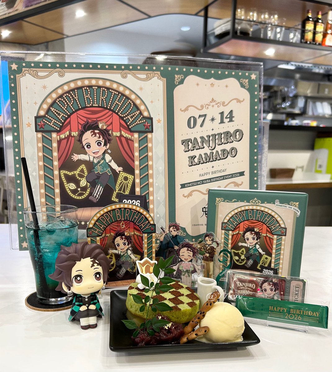 77wv__'s tweet photo. 誰よりも優しくて強くてかっこいい炭治郎くんが心の底から大好き🥹✨️初週に🛸カフェでお祝いできて幸せ( т т )お誕生日おめでとう➰🌟 https://t.co/KuHKBxep03