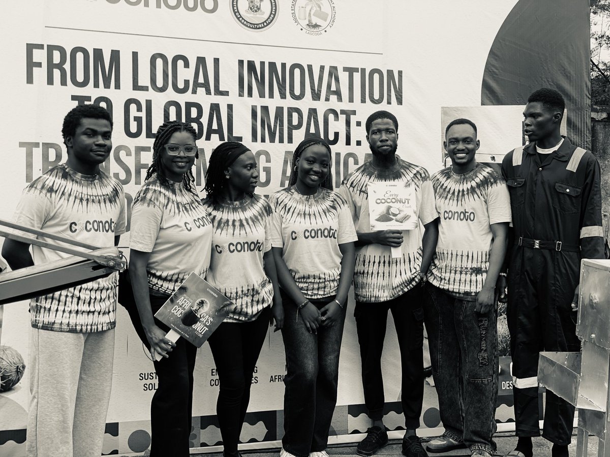 CoconotoAfrica's tweet photo. The beautiful and intelligent team building the company and making this possible
#coconoto #exhibition https://t.co/wBk7wt7CLn