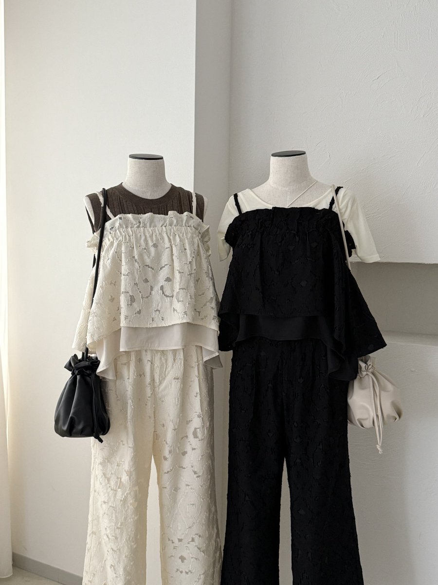 haru___33daily's tweet photo. ｵｼｬﾚさんは、
素材と色で秋先取りするらしい🪄🤎🍂

#ZOZOTOWN #夏服 #秋服 https://t.co/md4ory2hlb