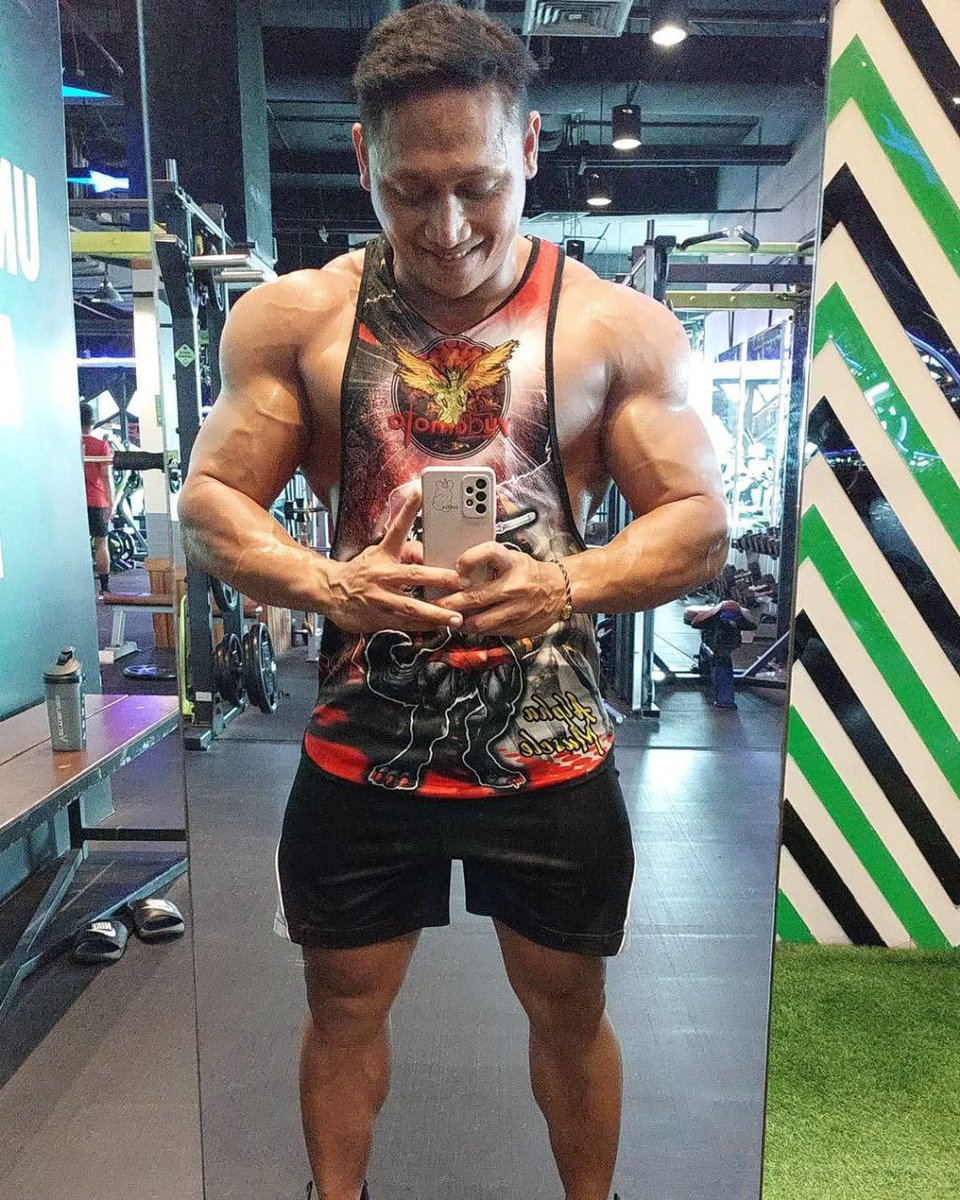 OomJonni's tweet photo. Abang Bodybuilder Ganteng Muscle

Cek Tele : https://t.co/XOvK2yxNmg https://t.co/NsgdEWTcpW