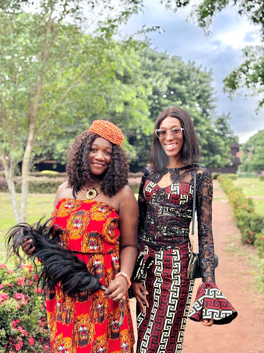 RealNinye1's tweet photo. FYB DAY 4 CULTURE DAY ☀ 😊 https://t.co/ZUtZbHefvz