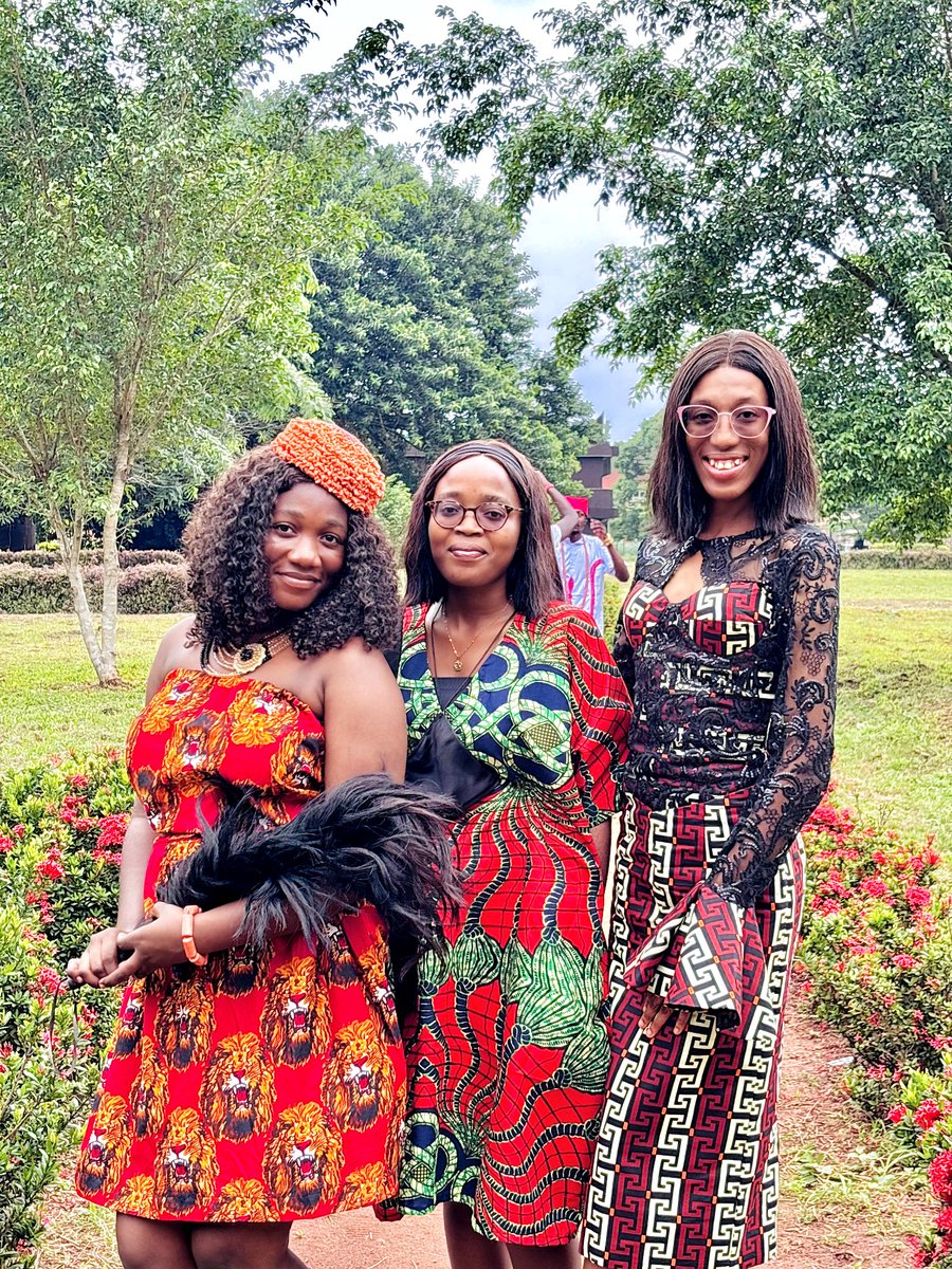 RealNinye1's tweet photo. FYB DAY 4 CULTURE DAY ☀ 😊 https://t.co/ZUtZbHefvz