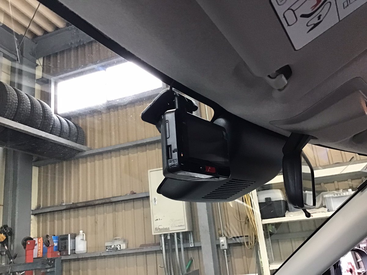 accek2260's tweet photo. ⭐️ダイハツ　ロッキー用品取付⭐️
新車ロッキーに中古ナビとドライブレコーダー取付です。
新品、中古問わずお取付できますのでお気軽にお問い合わせ下さい。
#安曇野市
#中古ナビ取付
#ドライブレコーダー取付
#持込みパーツ取付大歓迎 https://t.co/hQRZKGKcy6
