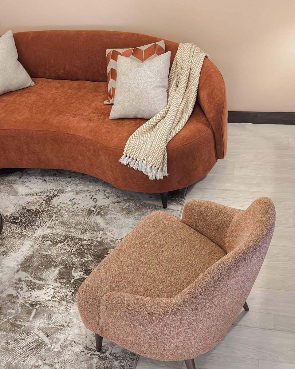 ideus_ng's tweet photo. That's what a living room should do.
Not decorate your life.

Slow it down long enough for it to happen.

EXCITO Living Collection

EXCITO LOUNGE CHAIR — NGN220,000
EXCITO ARC SOFA NGN600,000
EXCITO COFFEE TABLE - NGN150,000
EXCITO SIDETABLE - NGN75,000 https://t.co/gyJiew76Eu
