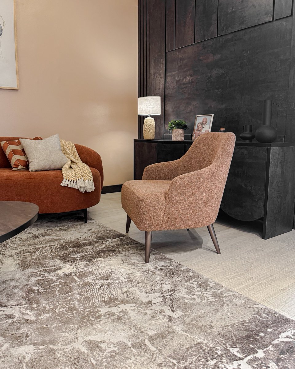 ideus_ng's tweet photo. That's what a living room should do.
Not decorate your life.

Slow it down long enough for it to happen.

EXCITO Living Collection

EXCITO LOUNGE CHAIR — NGN220,000
EXCITO ARC SOFA NGN600,000
EXCITO COFFEE TABLE - NGN150,000
EXCITO SIDETABLE - NGN75,000 https://t.co/gyJiew76Eu