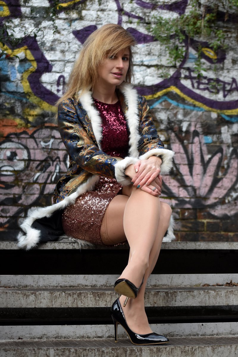 annamarieslater's tweet photo. Gm fam, love a Camden shoot who knew this was going to end up being the coldest day of the year and getting snowed in! Xxx https://t.co/sWxhkycxyU