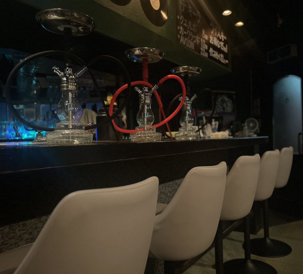 sixta_arakicho's tweet photo. 7/17(金)シクスタ荒木町オープンします！
19:00~last

実質連休スタート！

新宿区荒木町10-14 伍番館ビル 2階A-1
☎️03 6457 7832

【System】
Charge ¥800-
Shisha ¥2,500-
Drink ¥600~ https://t.co/298lgPJ8bM