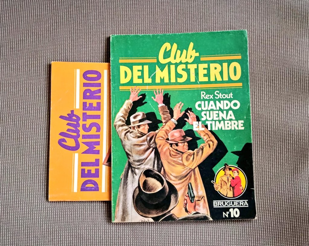 LibrosVintage's tweet photo. La segunda semana de julio de 1981, #hace45años, alguien pulsaba el timbre del n° 10 del #ClubdelMisterio para contratar a #NeroWolfe.
“El asesino había dejado el cadáver, pero se había llevado la bala.”
✒️ Rex Stout
📖 'Cuando suena el timbre'
Portada de #IsidreMonés https://t.co/v6haKOLiqy