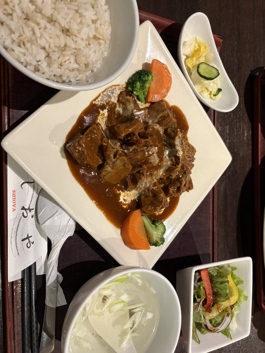 ramnegroni's tweet photo. 牛タンシチュー！！！むっちゃ美味かった🥰🥰🥰 https://t.co/sBFLA082pB