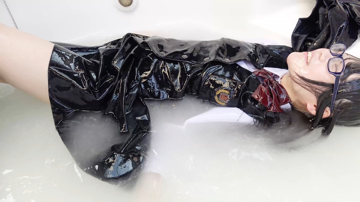 Fetish_Factory's tweet photo. Good evening.
Thank you for your hard work today.
Please be healed by your favorite videos.
#wetlook #slime #messy #wam
https://t.co/dkX2e6tODz https://t.co/MSBXt2ewoF