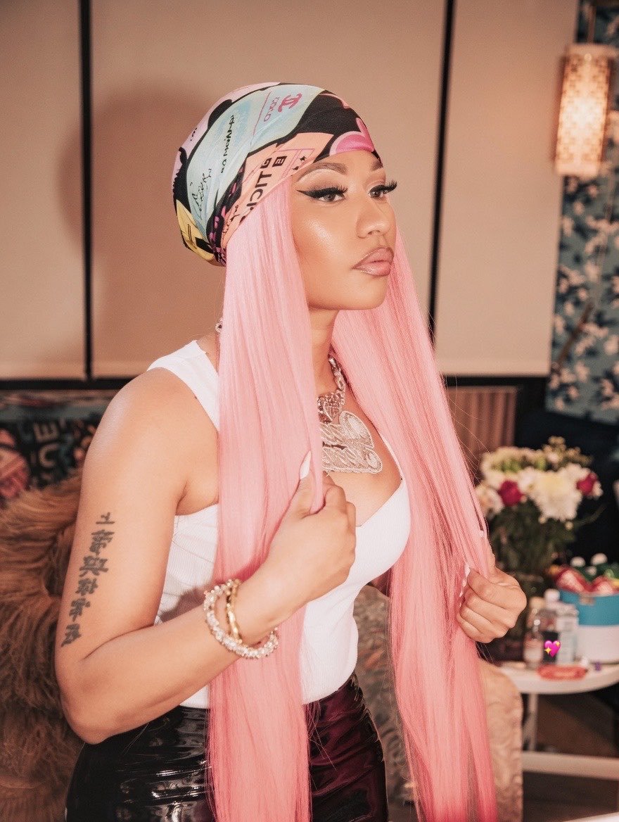 priscy776's tweet photo. "Cause I be the baddie B, Barbie Tingz" 💫✨ https://t.co/UFuF3yXmEp