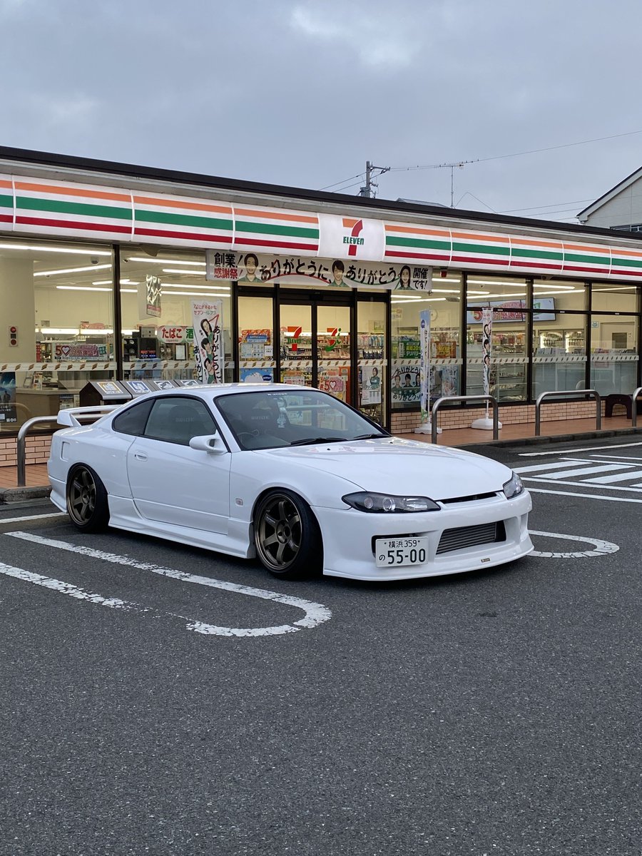 特別車高短ハイキャンバーじゃないじんわり来る絶妙なラインが好き