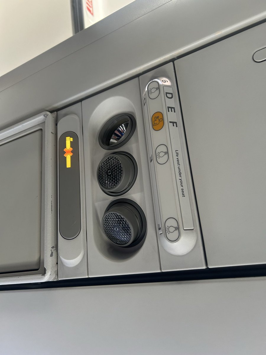 rs67_rs's tweet photo. @British_Airways are going to be charging for fresh air next? https://t.co/bR2ZvnA6dN