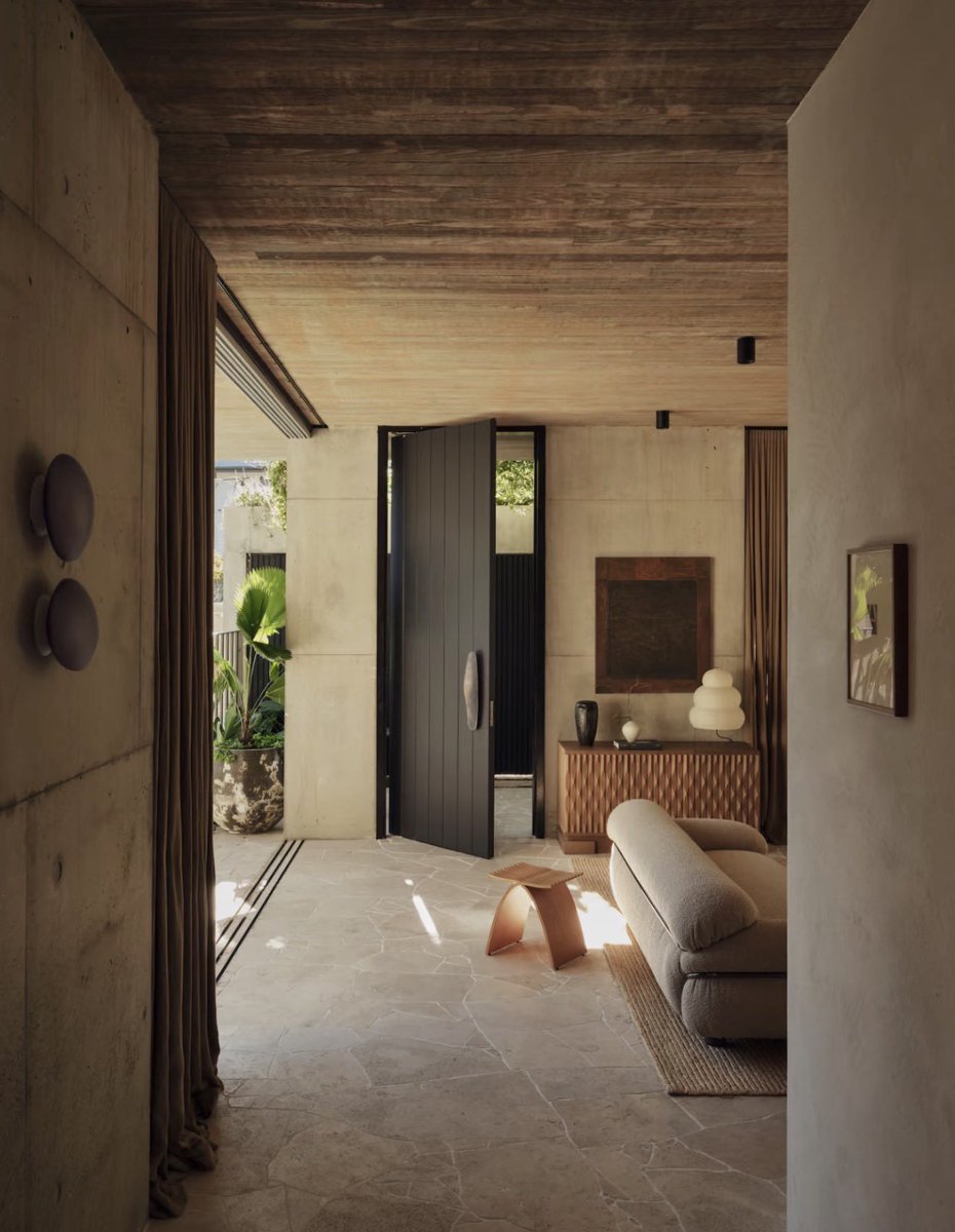 dailycorner98's tweet photo. this homes vibes >>> https://t.co/K3CDY3ggj8