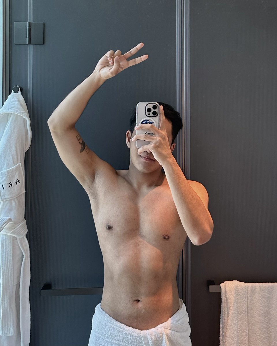 f1vke's tweet photo. เกมิลเลอร์ 🥸🤳🏻 https://t.co/7xROcLhAmh
