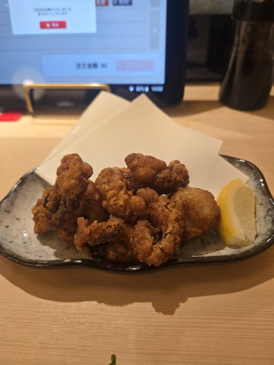 chefss00's tweet photo. ここのタコの唐揚げ、まじ最強。🐙🔥 https://t.co/8tBSsMzYsP