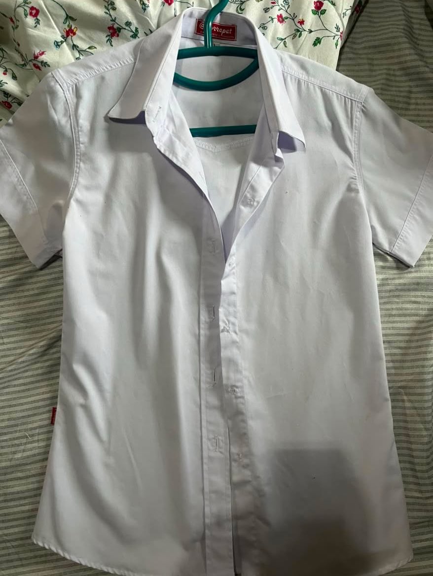 aaomormiie's tweet photo. ส่งต่อเสื้อนักศึกษาค่ะ ภาพแรกsize 2xl ยังไม่แกะกระดุม 150 ภาพที่2 size xl เลาะกระดุมออกแล้ว 100 ค่าส่ง40 นัดรับ มจพได้ค่า #ส่งต่อเสื้อนักศึกษา #ส่งต่อเสื้อผ้า #ส่งต่อเสื้อผ้ามือสอง https://t.co/SMnpoqSNHY