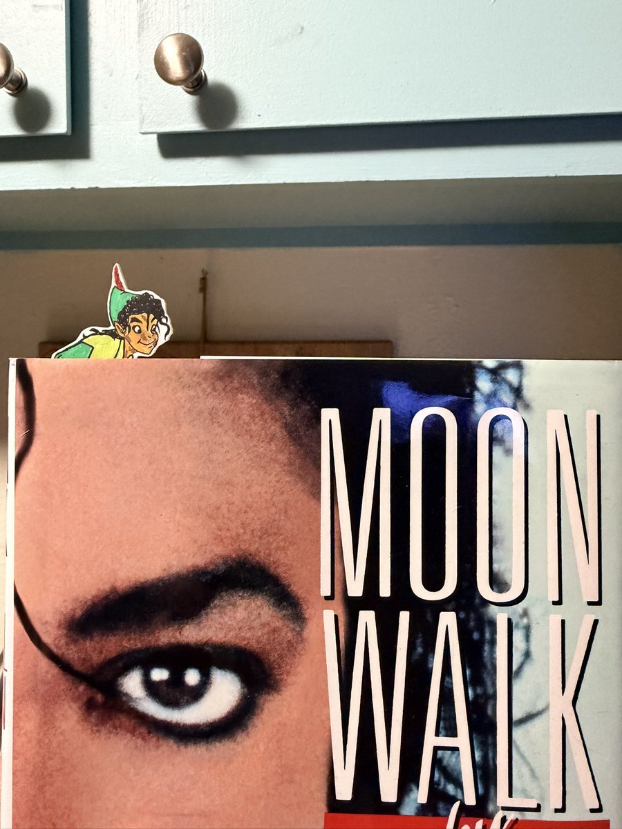 nolimittkidd's tweet photo. #mjtwt I wanted to share these shrinky dinks I made of Michael Jackson. One is my bookmark https://t.co/mgkugQXZNj