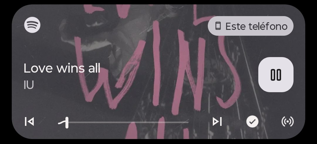 m0onchildp's tweet photo. esta es la canción que suena cada que hablo con mi novio https://t.co/uyjfwG67iC