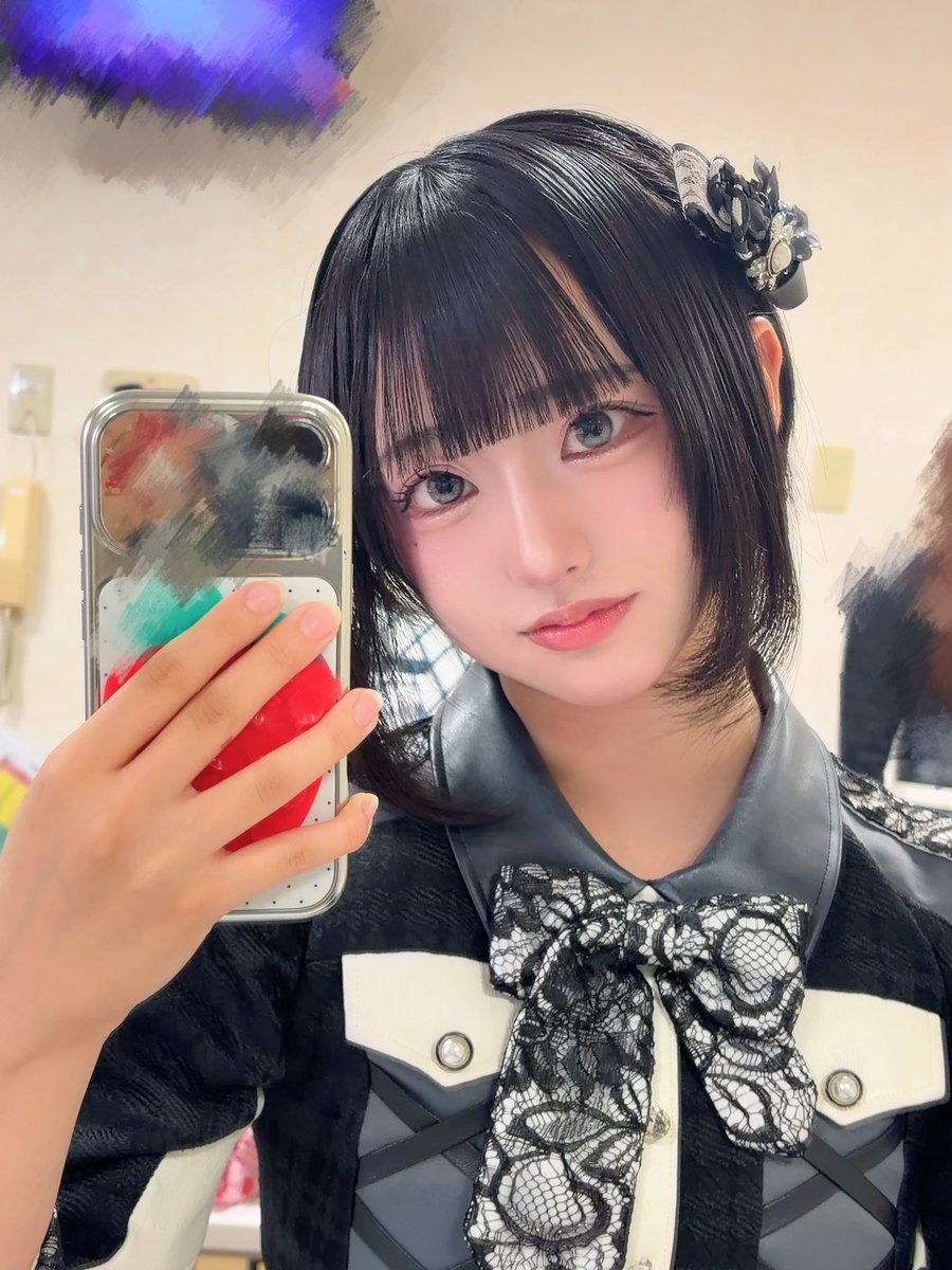 su_suzumi_'s tweet photo. 「 #iLiVE ! vol.22」 
ありがとうございました🥰🥰

ペンライトみーんな見えてたよ🥹🩵
ファンサ届いたかな？？🤭

初めましての方もニコニコしてくれたりして嬉しかったです⊂(  ᴖ ̫ᴖ)⊃🎶

お久しぶりの黒衣装〜🖤✨️

 #高嶺のなでしこ https://t.co/oNSkWb7lWW