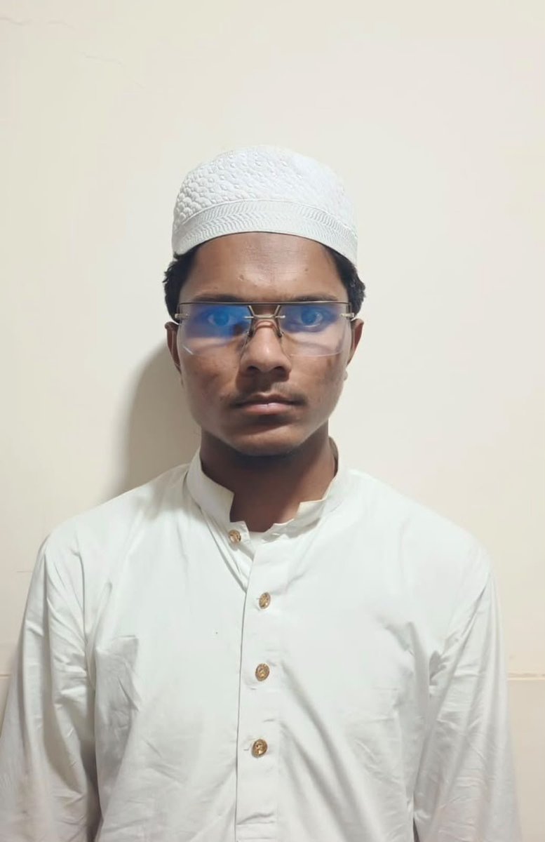 erbmjha's tweet photo. Another Jaish-e-Mohammed terror module busted by Gujarat ATS 🔥

Arrested: Bilal Abid Shera, Mohammed Aiyub Kadiwal alias Mohammed Khadiyasan, Mohammed Shafi Mukhi alias Shafi Chapi, Mohammed Hasan Karadiya alias Hasan Haidarpuri, and Mohammed Aiyub Sunasara alias Mohammed Khali.

Brigadier Pratap is vindicated again 🫡 We don’t hate these MFs enough!