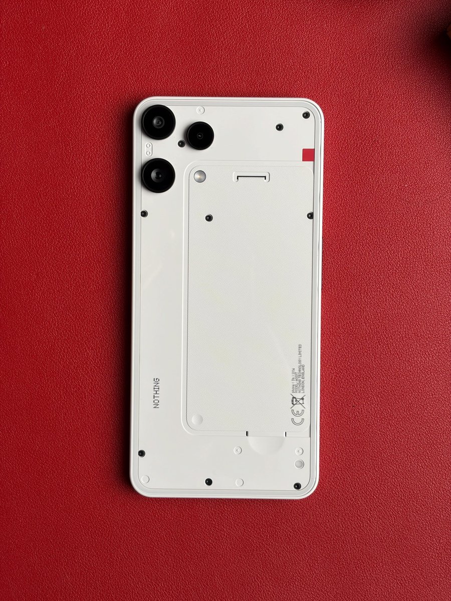 NothingNewsroom's tweet photo. Another month, another meaningful #NothingOS update. 🖤

Instead of just security fixes, Nothing Phone (3a) Lite users are getting:

Lock Screen Depth Effect (Beta)
Smoother animations
Better stability
New headphone integration

Which feature are you trying first?

#Nothing https://t.co/Xnb6V5jmeY