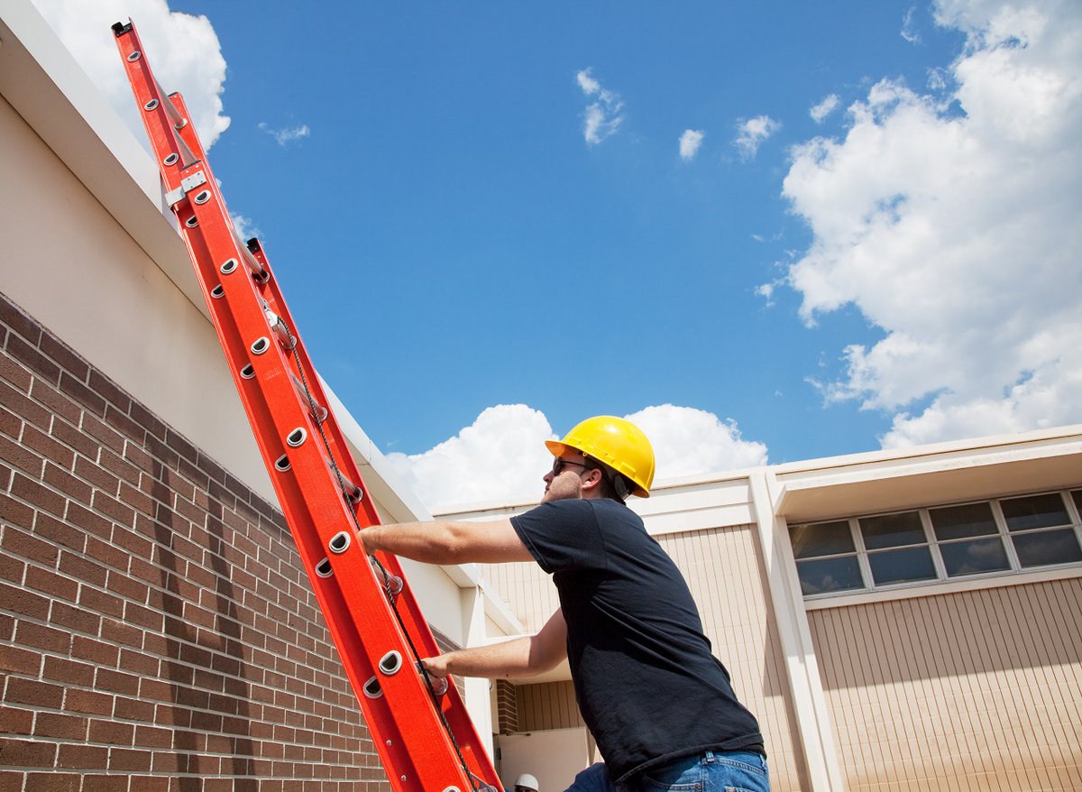 1NTS's tweet photo. When working at height, falls remain the most common kind of workplace fatality.
Considering the risks associated with #workatheight & putting sensible & proportionate measures in place to manage them is an important part of working safely.
https://t.co/iIOnKmWf2c
#RoSPAAssured https://t.co/onF3x4Z7oO