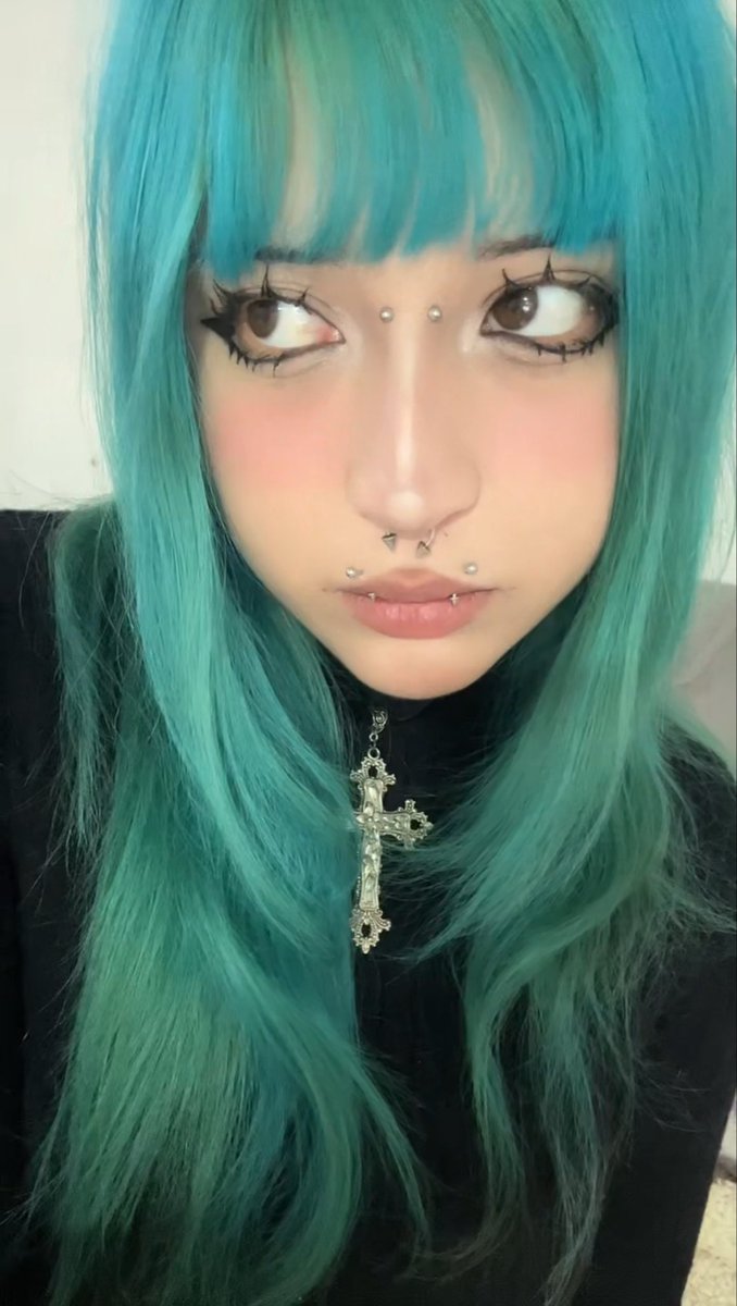 silIyaoi's tweet photo. volví hola https://t.co/HvEdfWVCKW