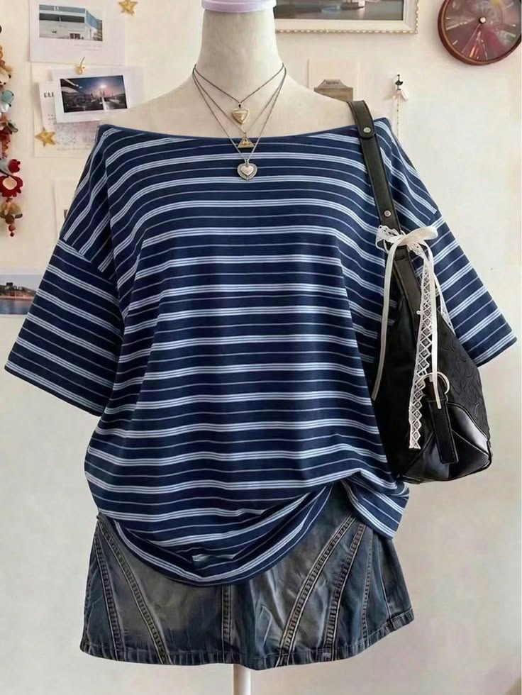 kamivinyl's tweet photo. let pinterest pick an outfit for you :> 

top
pants
shoes
accessories https://t.co/6PRMMFyGhd